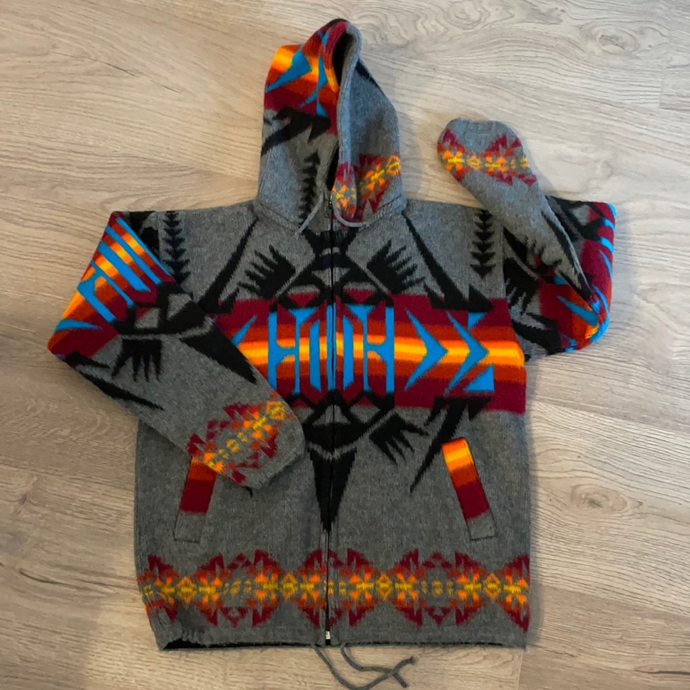 Artesan Hand Made Ecuadorian Wool Hoodie